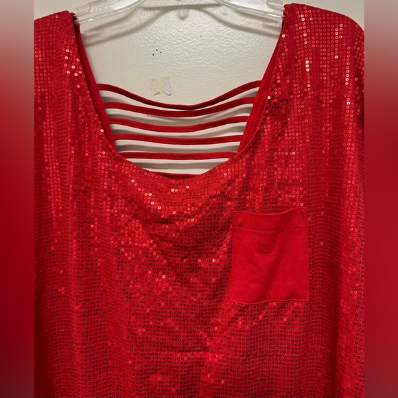 red sequin blouse - Picture 2 of 5